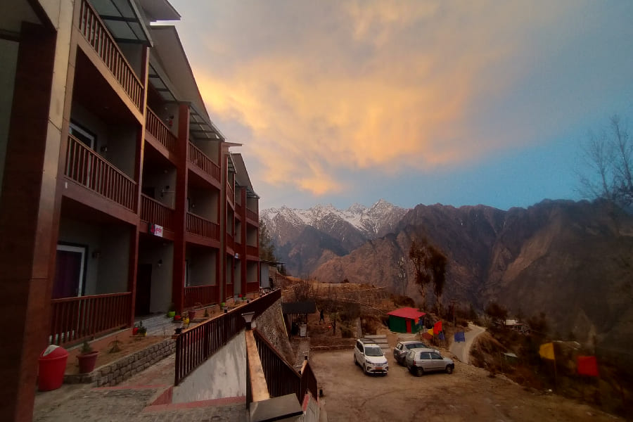 Premium Room with Himalayan View in Auli