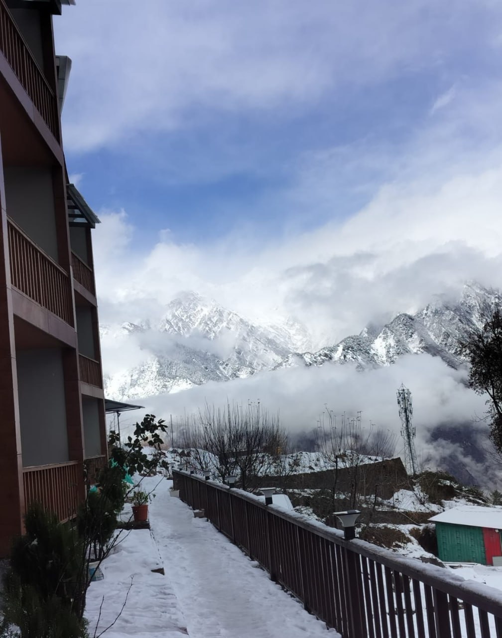 planing a trip to auli